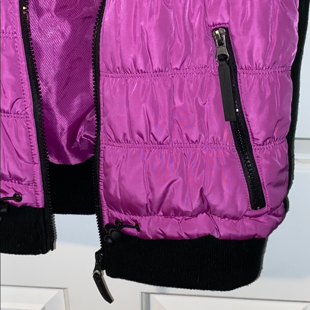 NWOT Calvin Klein Performance Magenta Vest - Picture 5 of 9
